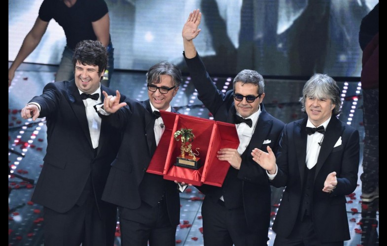 Sanremo, la classifica. Sul palco dell'Ariston anche l ...