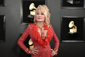 Musica - Dolly Parton, la regina del country, prepara il Natale per i fans