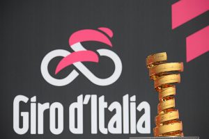Giro d’Italia, vince il colombiano Bernal
