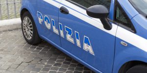 Va al supermercato con la pistola: arrestato 17enne con precedenti a Taranto
