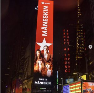 I Maneskin arrivano a Time Square