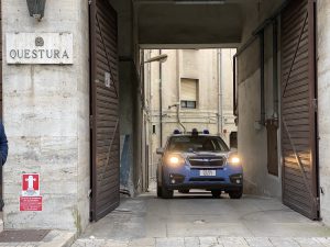 Abusi e minacce di morte alla compagna, rinviato a giudizio un uomo nel Leccese