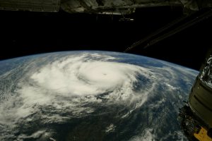 Uragano Ida negli Stati Uniti, confermata seconda vittima. Il governatore della Louisiana: “Temiamo un bilancio pesante”