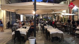Green pass obbligatorio nei ristoranti al chiuso: il primo sabato sera a Bari