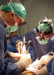Complicanze post-Covid legate a intubazioni e tracheostomie, 30 interventi al Policlinico di Bari