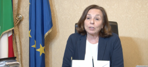 Il ministro Lamorgese a Foggia: "Presenza dello Stato forte e compatta. Serve intervento strutturale"