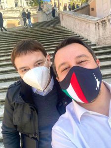 L'ideatore della Bestia di Salvini è indagato per droga. Morisi: "Chiedo scusa per la mia fragilità"
