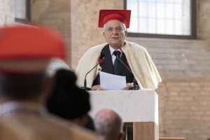 Mattarella riceve laurea magistrale ad honorem in relazioni internazionali dall’Università di Parma: “Autonomie e libertà radicate nella storia Ue”