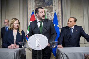 Centrodestra, incontro a Roma tra Berlusconi, Salvini e Meloni. I leader: “Uniti per la corsa al Quirinale”