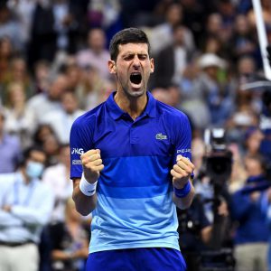 Il tennnista Djokovic: "Non mi vaccino a costo di rinunciare ai tornei"
