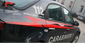 Massafra, resta accidentalmente bloccato in auto sotto il sole: bimbo di due anni salvato dai carabinieri