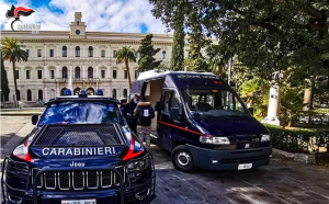 Morde dito a un carabiniere per evitare controllo antidroga, un arresto a Bari