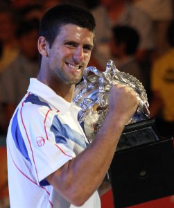 Australian Open, Djokovic sorteggiato nel primo turno. Il governo australiano, però, potrebbe non concedere di nuovo il visto