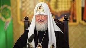 Sermone shock del patriarca Kirill che giustifica Putin: "Quella in Ucraina è una guerra alle lobby gay"