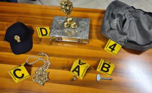 Recuperati gli oggetti sacri rubati a San Nicola