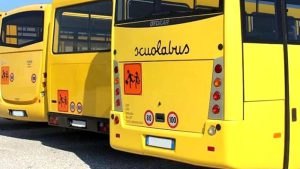 Guasto ai freni, lo scuolabus finisce in una scarpata in provincia di Frosinone. Studenti illesi per miracolo