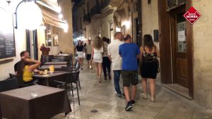 Lecce, ordinanza contro movida molesta: le reazioni