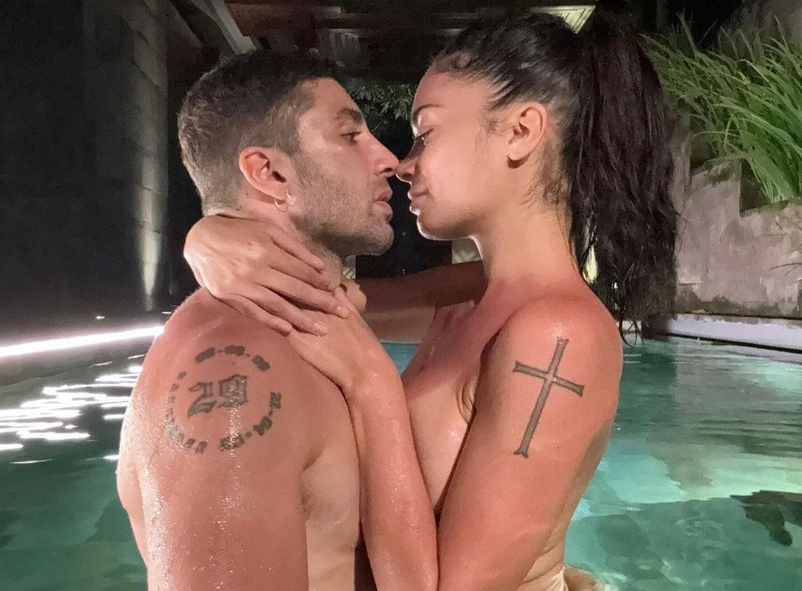 Elodie e Iannone hot in piscina - Radio Norba